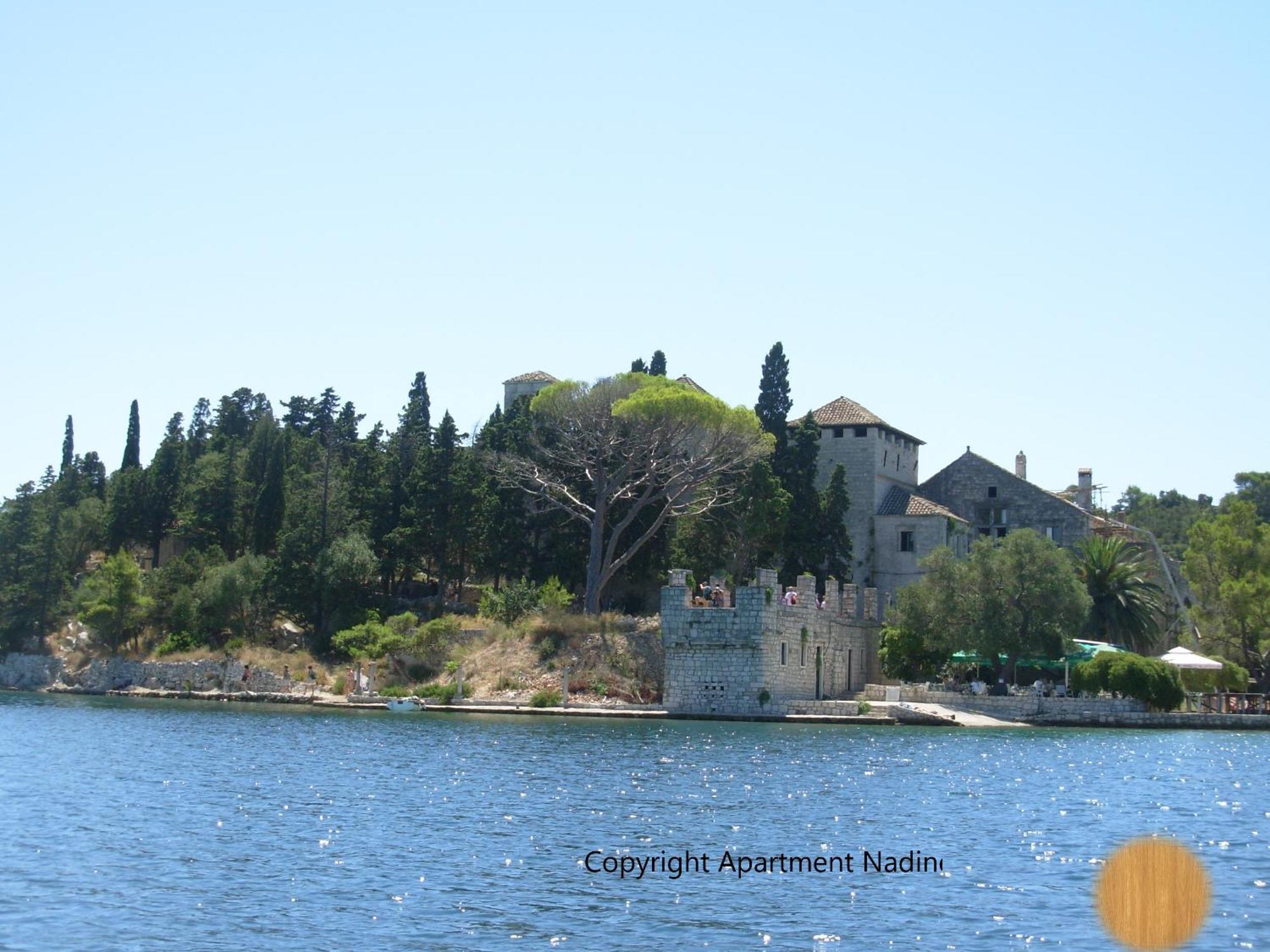Apartment Nadine Mljet Mit Meerblick Okuklje Екстериор снимка